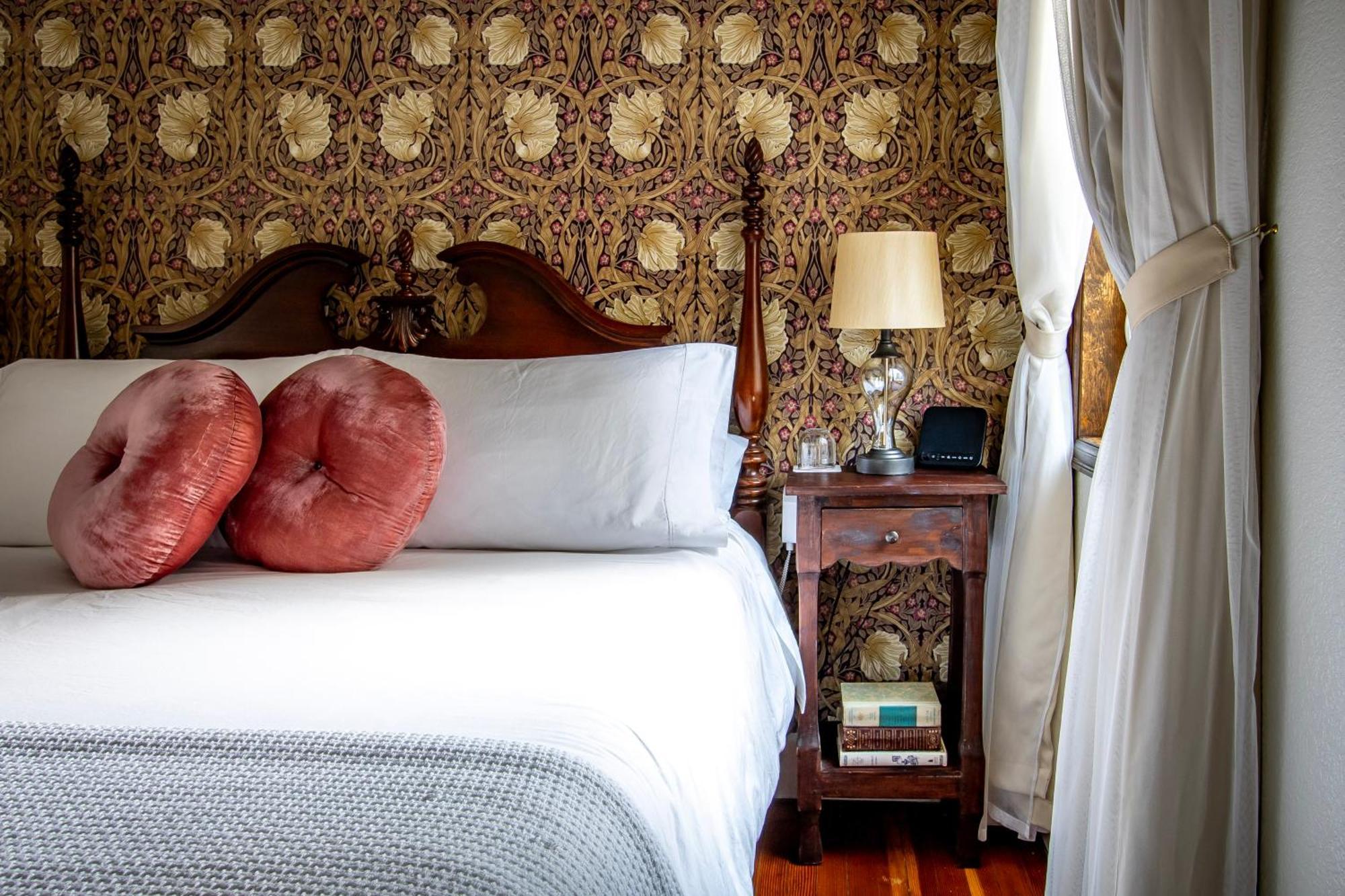 Historic Hotel Паквуд Экстерьер фото